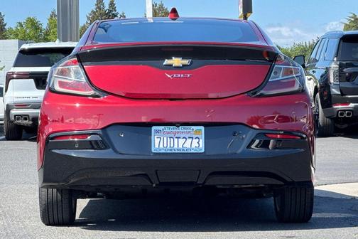 Siren Red Tintcoat 2017 Chevrolet Volt Premier