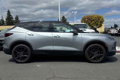 Sterling Gray Metallic 2026 Chevrolet Blazer 2LT