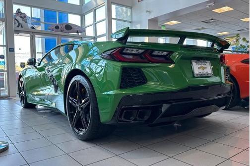 2026 Chevrolet Corvette Stingray w/2LT