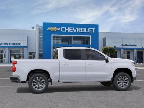 Summit White 2026 Chevrolet Silverado 1500 LT