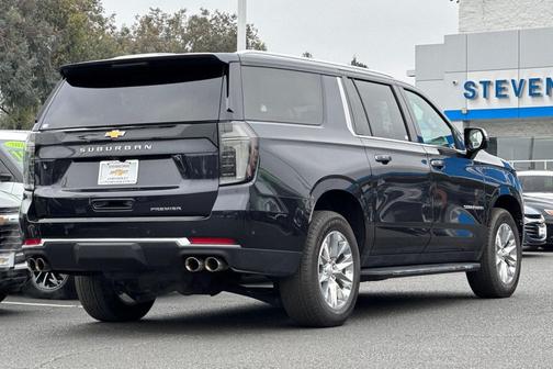 2025 Chevrolet Suburban Premier