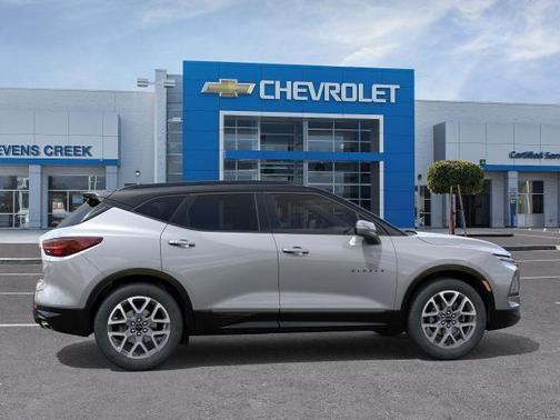 Sterling Gray Metallic 2026 Chevrolet Blazer RS