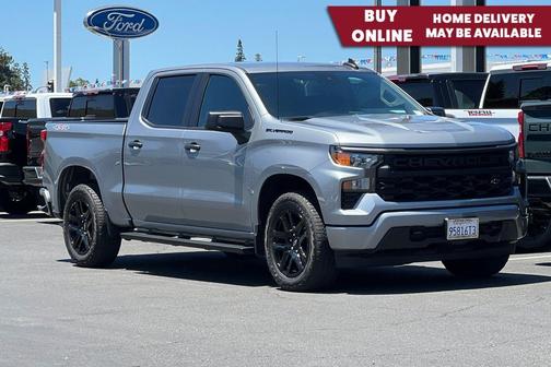 Sterling Gray Metallic 2023 Chevrolet Silverado 1500 Custom