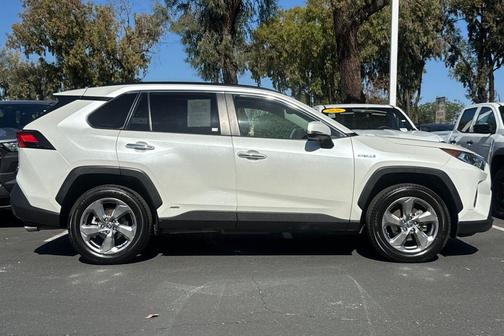 Blizzard Pearl 2020 Toyota RAV4 Hybrid Limited