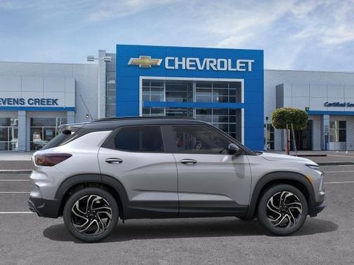 Sterling Gray Metallic 2026 Chevrolet Trailblazer RS