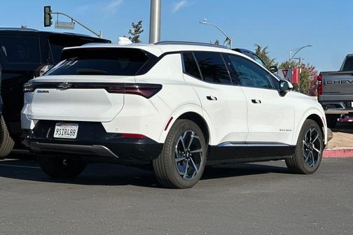 2025 Chevrolet Equinox EV LT