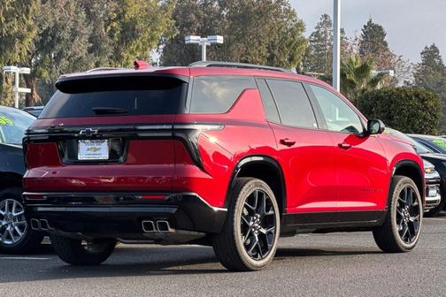 2024 Chevrolet Traverse RS