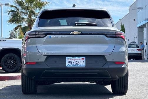Sterling Gray Metallic 2026 Chevrolet Equinox EV LT