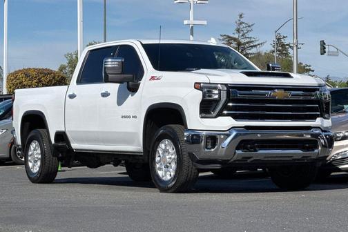 Summit White 2025 Chevrolet Silverado 2500 LTZ