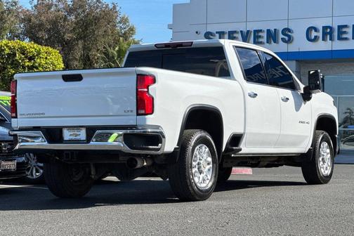 Summit White 2025 Chevrolet Silverado 2500 LTZ