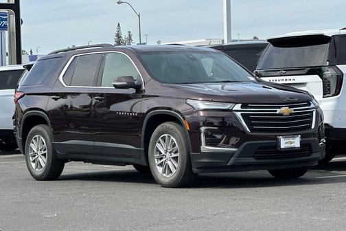 2023 Chevrolet Traverse LT Cloth