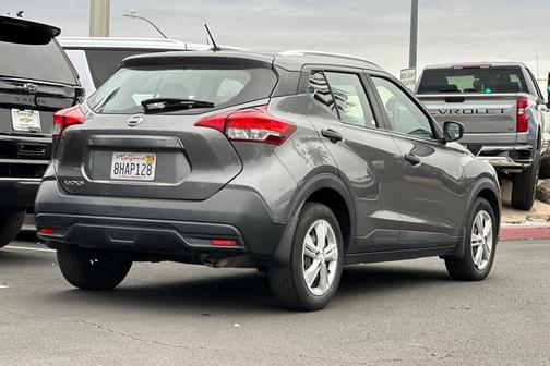 2018 Nissan Kicks S
