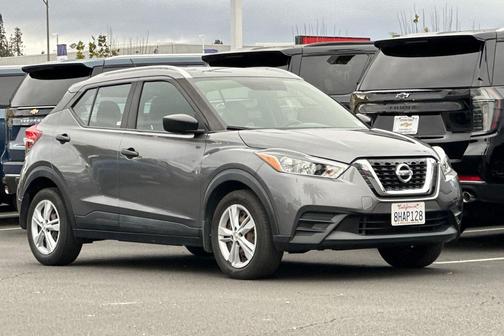2018 Nissan Kicks S