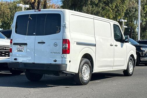 2017 Nissan NV Cargo NV2500 HD S V6