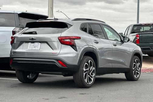 2025 Chevrolet Trax FWD 2RS