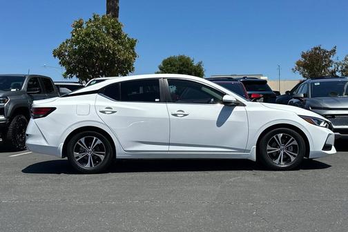 2021 Nissan Sentra SV