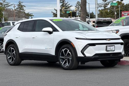 2026 Chevrolet Equinox EV LT
