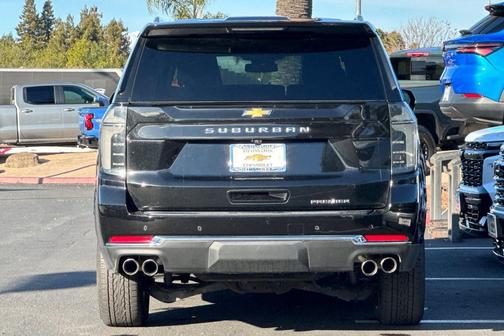 2025 Chevrolet Suburban Premier