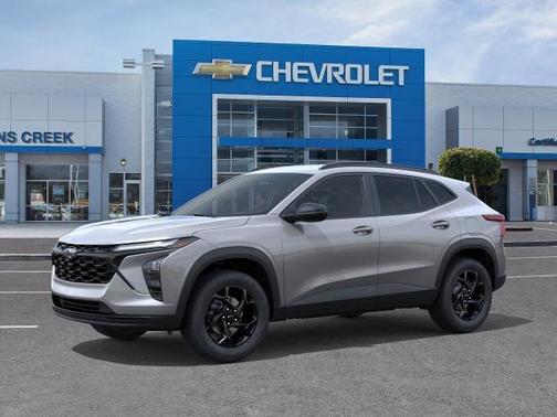 Sterling Gray Metallic 2026 Chevrolet Trax LT