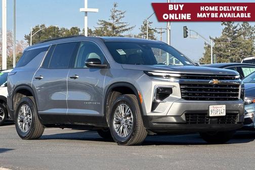 2025 Chevrolet Traverse LT