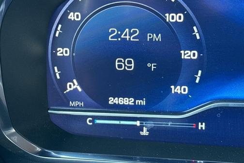 2023 Chevrolet Suburban 4WD Z71