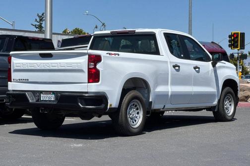 Summit White 2021 Chevrolet Silverado 1500 WT