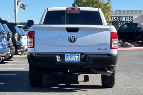 2022 RAM 2500 Tradesman Crew Cab 4x4 6'4' Box