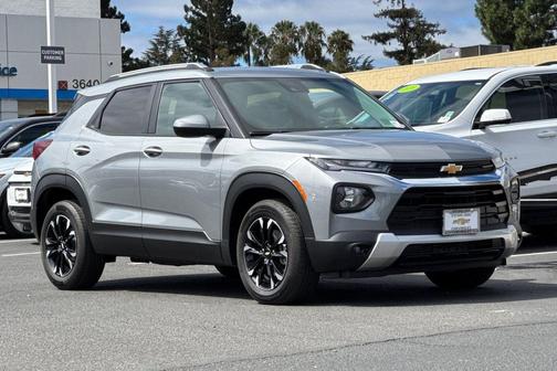 Sterling Gray Metallic 2023 Chevrolet Trailblazer LT