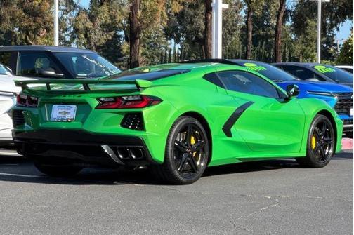 Roswell Green Metallic 2026 Chevrolet Corvette Stingray w/2LT