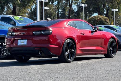2019 Chevrolet Camaro 1LT