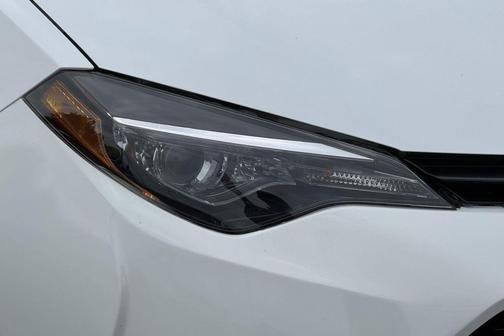 Super White 2019 Toyota Corolla LE