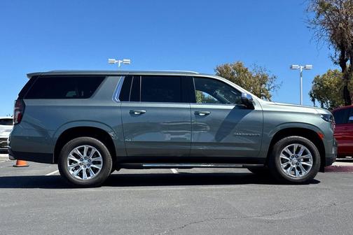 Silver Sage Metallic 2024 Chevrolet Suburban Premier