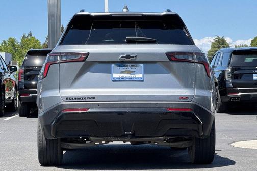 Sterling Gray Metallic 2025 Chevrolet Equinox AWD RS