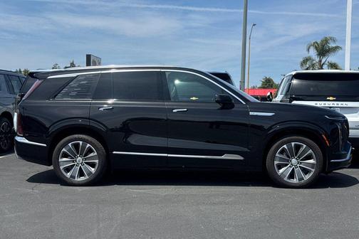 Stellar Black Metallic 2026 Cadillac VISTIQ Luxury