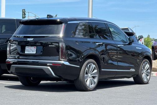 Stellar Black Metallic 2026 Cadillac VISTIQ Luxury