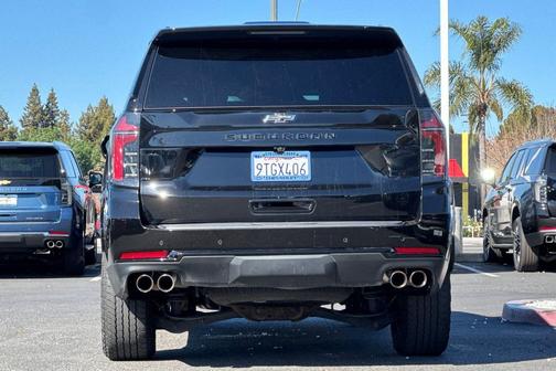 2025 Chevrolet Suburban 4WD Z71