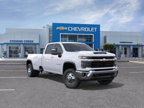 Summit White 2026 Chevrolet Silverado 3500 LT