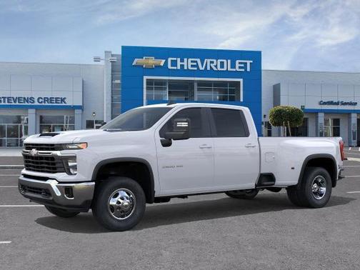 Summit White 2026 Chevrolet Silverado 3500 LT