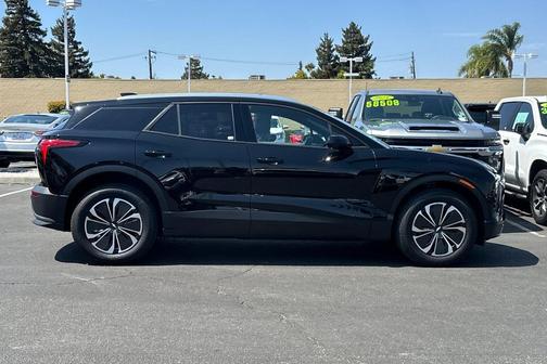 2025 Chevrolet Blazer EV eAWD LT