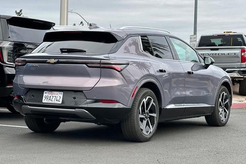 2025 Chevrolet Equinox EV LT