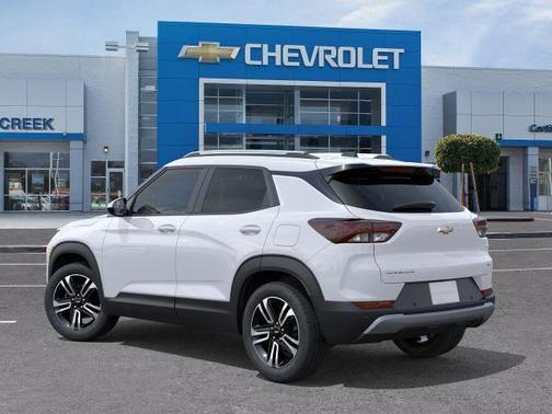 Summit White 2026 Chevrolet Trailblazer LT