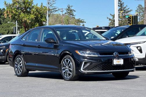 2025 Volkswagen Jetta 1.5T SE