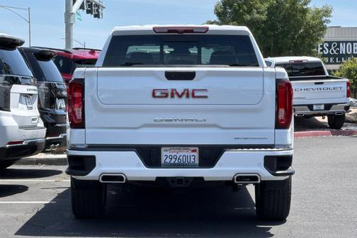 Summit White 2023 GMC Sierra 1500 Denali