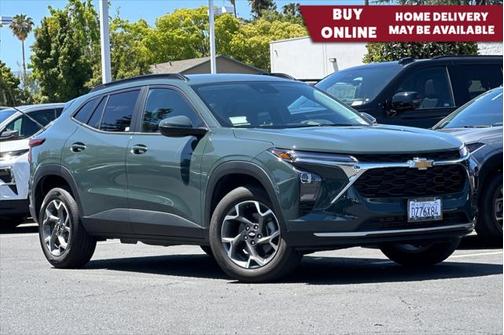 2025 Chevrolet Trax LT