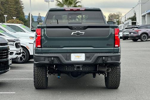 2026 Chevrolet Silverado 2500 Crew Cab, Standard Bed, XR2, 4WD