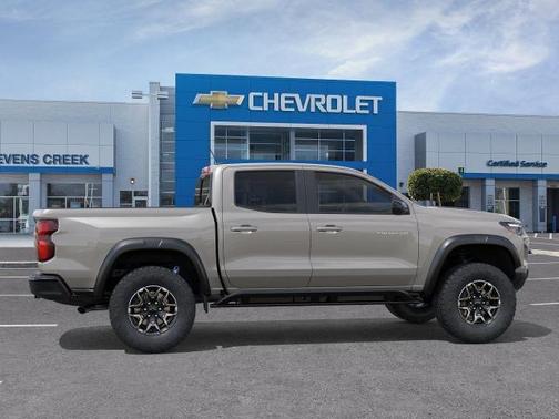 White Sands 2026 Chevrolet Colorado ZR2