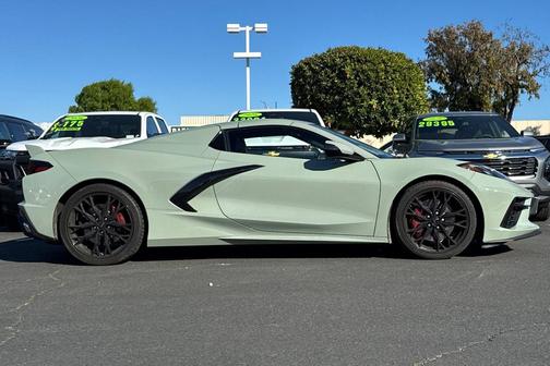 2024 Chevrolet Corvette Stingray w/2LT