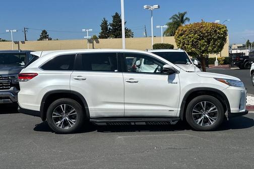 2017 Toyota Highlander Hybrid LE