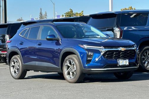 2024 Chevrolet Trax LT