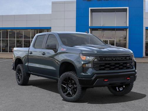 2025 Chevrolet Silverado 1500 Custom Trail Boss